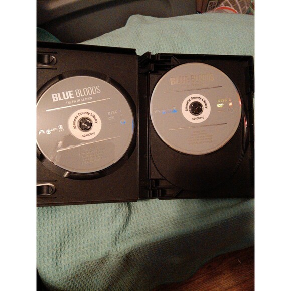 Blue Bloods: the Fifth Season (DVD, 2014) 6 dvd set - Picture 3 of 3